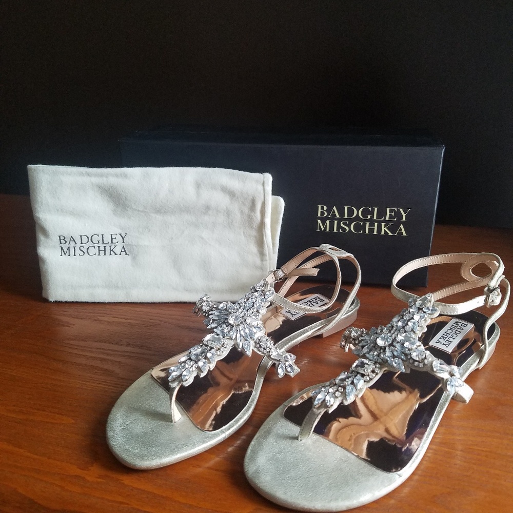 New..Badgley Mischka sandals